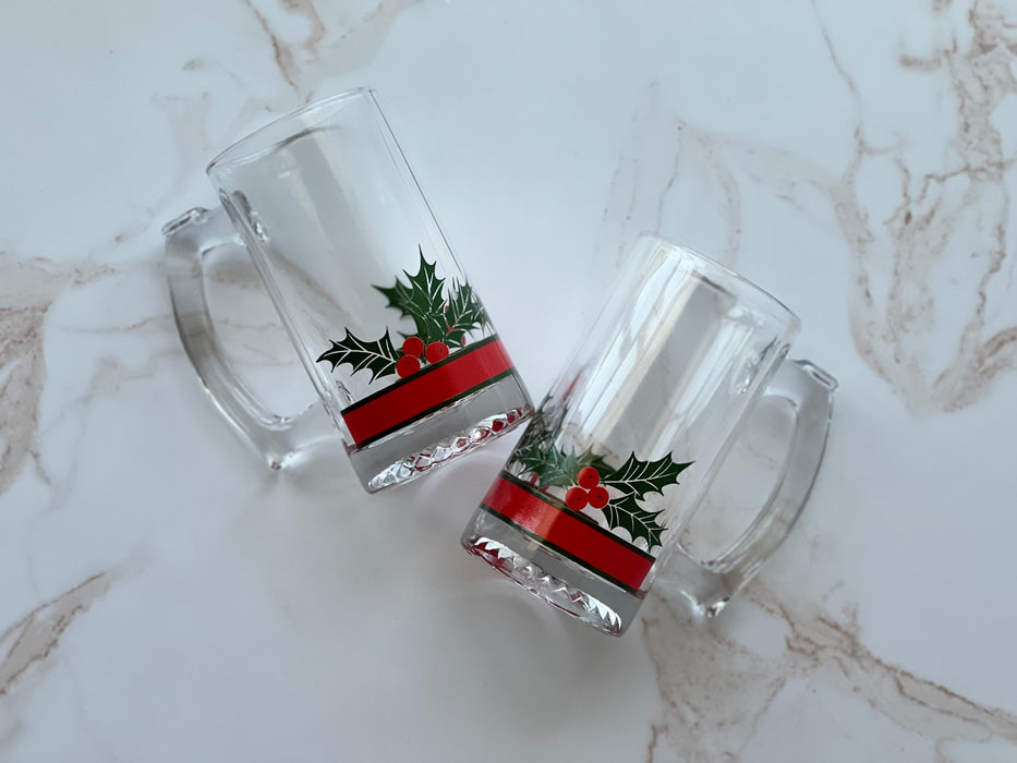 Vintage Libbey Holly And Berries Tall Glass Mug Set